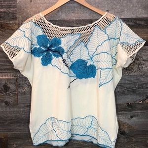 Akira Black Label | Boho Floral Top | M